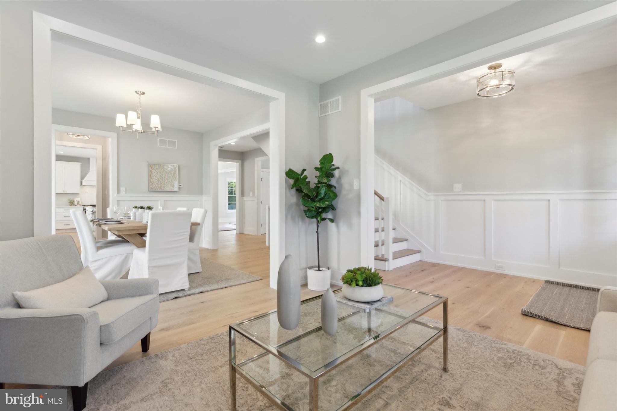 WYNNEWOOD PARK - Residential