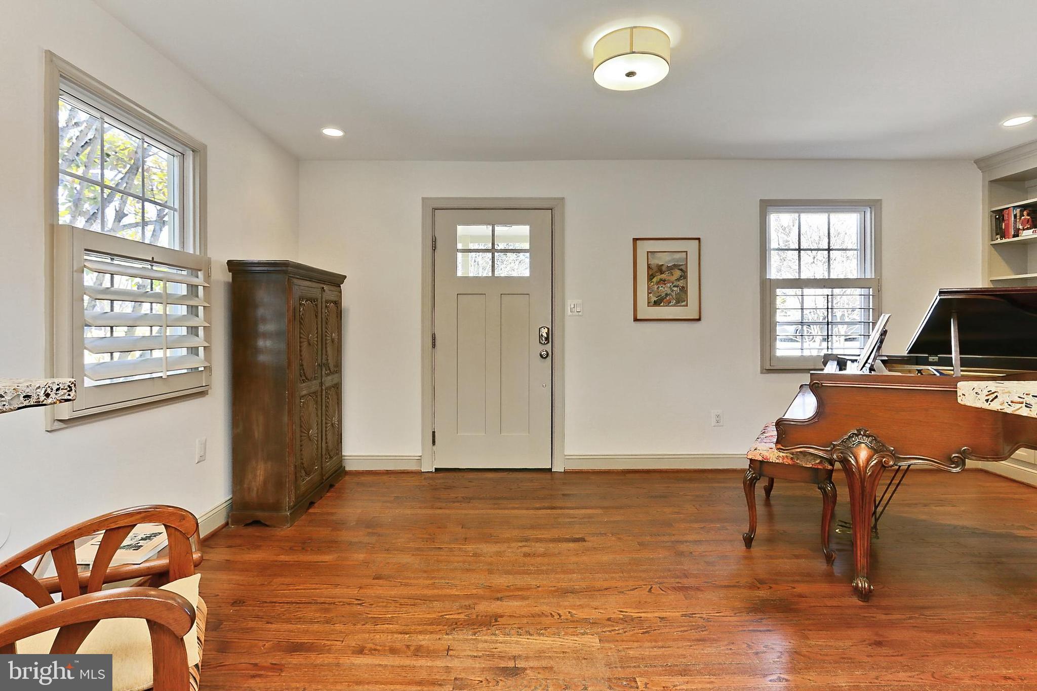 VIRGINIA FOREST - Residential