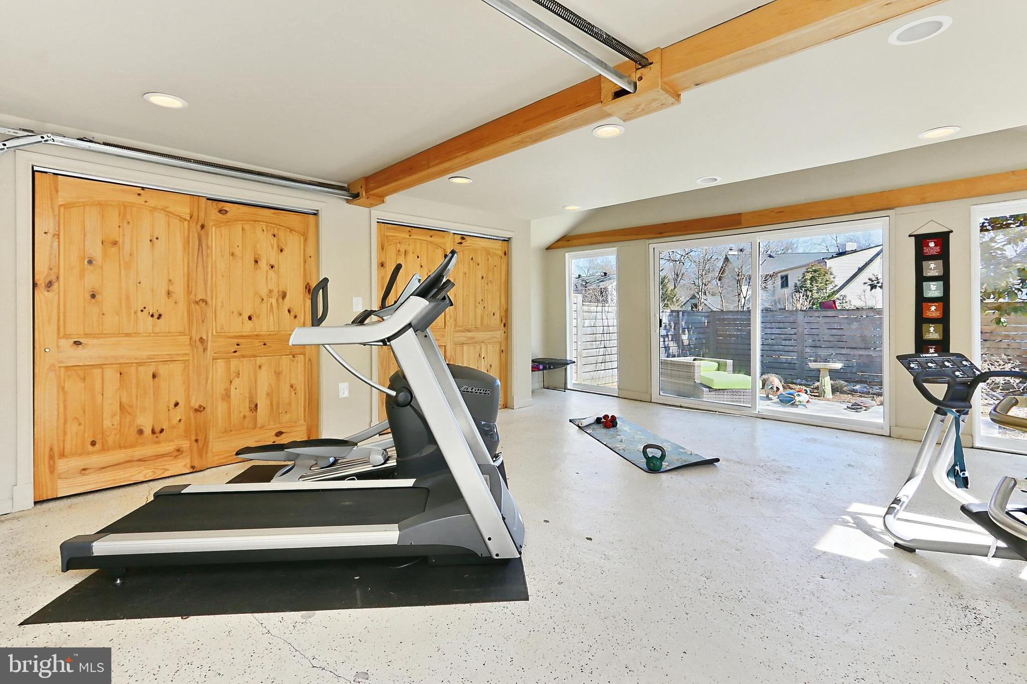 VIRGINIA FOREST - Residential