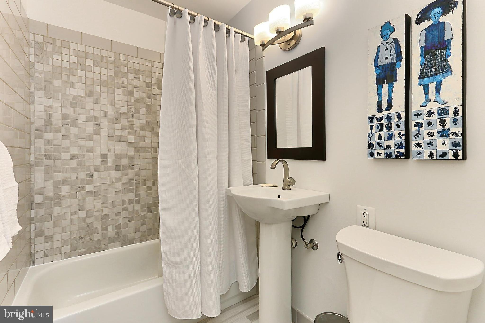 VIRGINIA FOREST - Residential