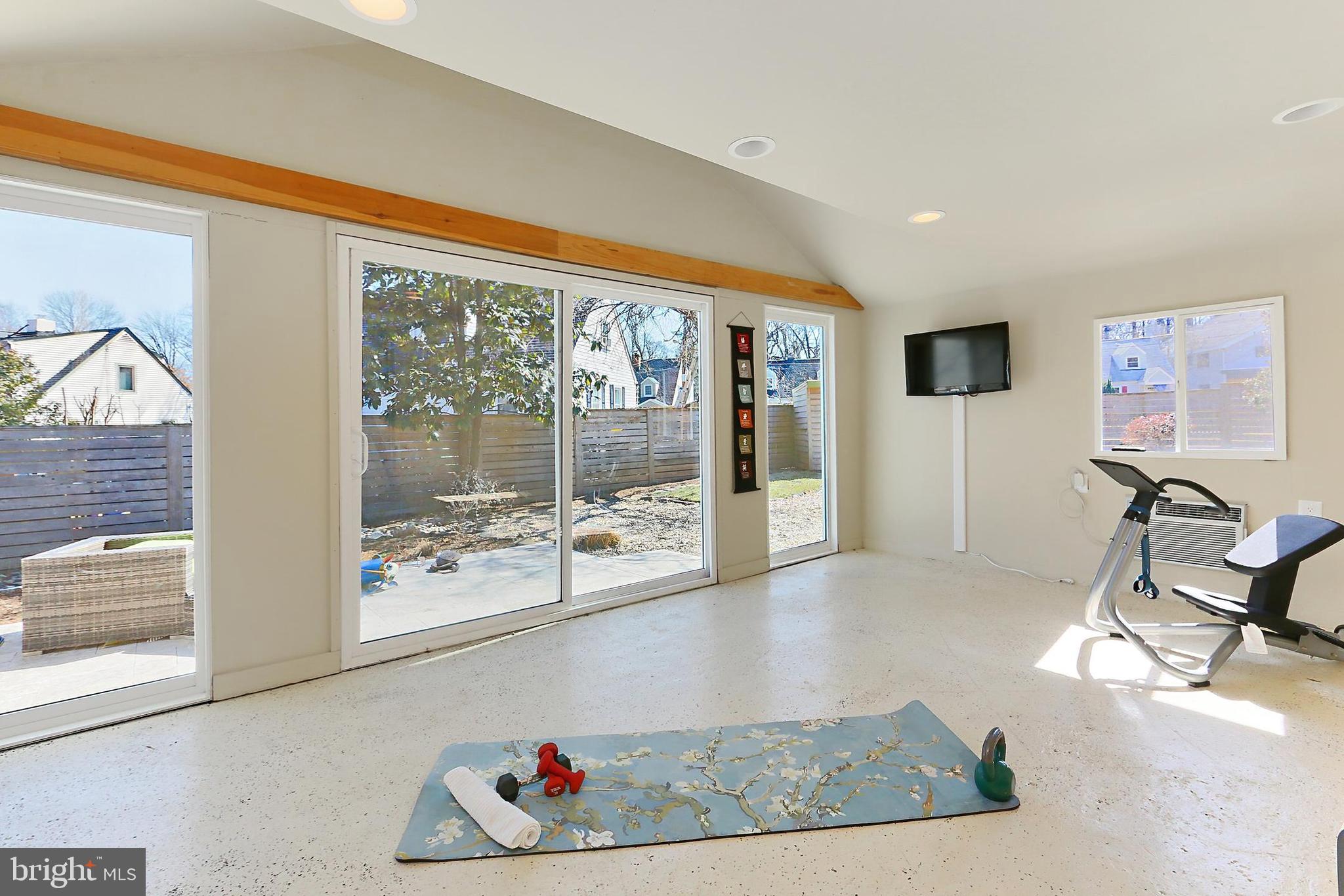 VIRGINIA FOREST - Residential