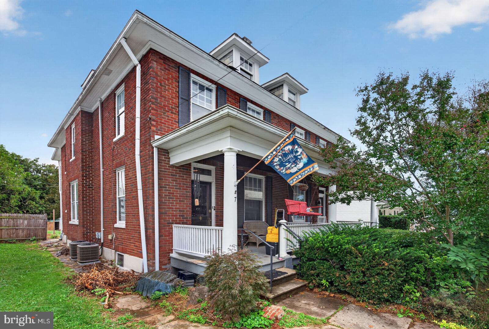 7 MAIN STREET