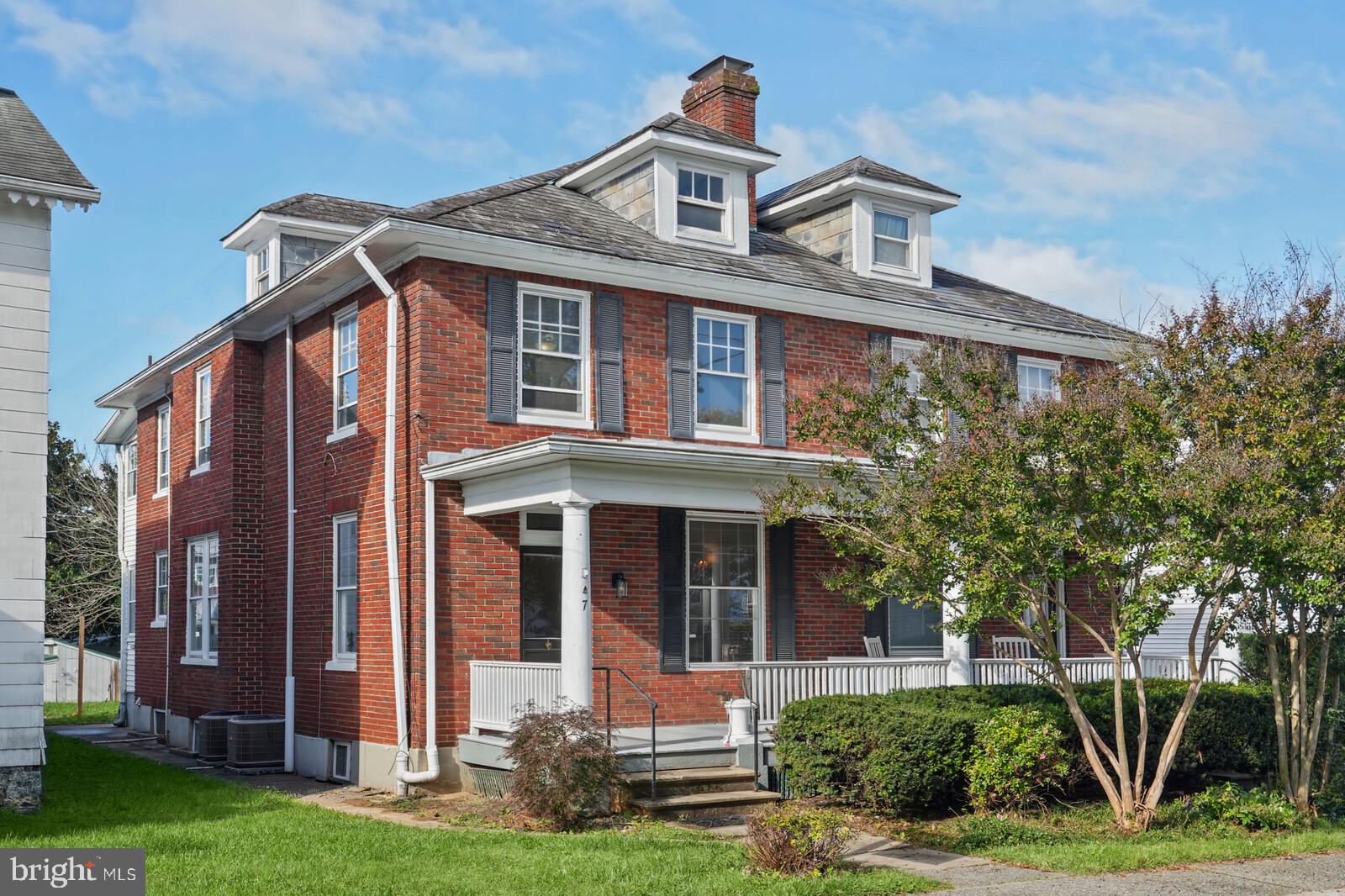 7 MAIN STREET