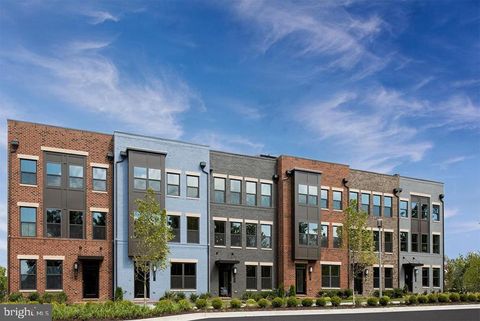 12998 HATTONTOWN SQUARE HERNDON VA 20171