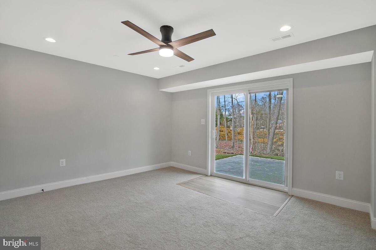 HUNGERFORDS - Residential