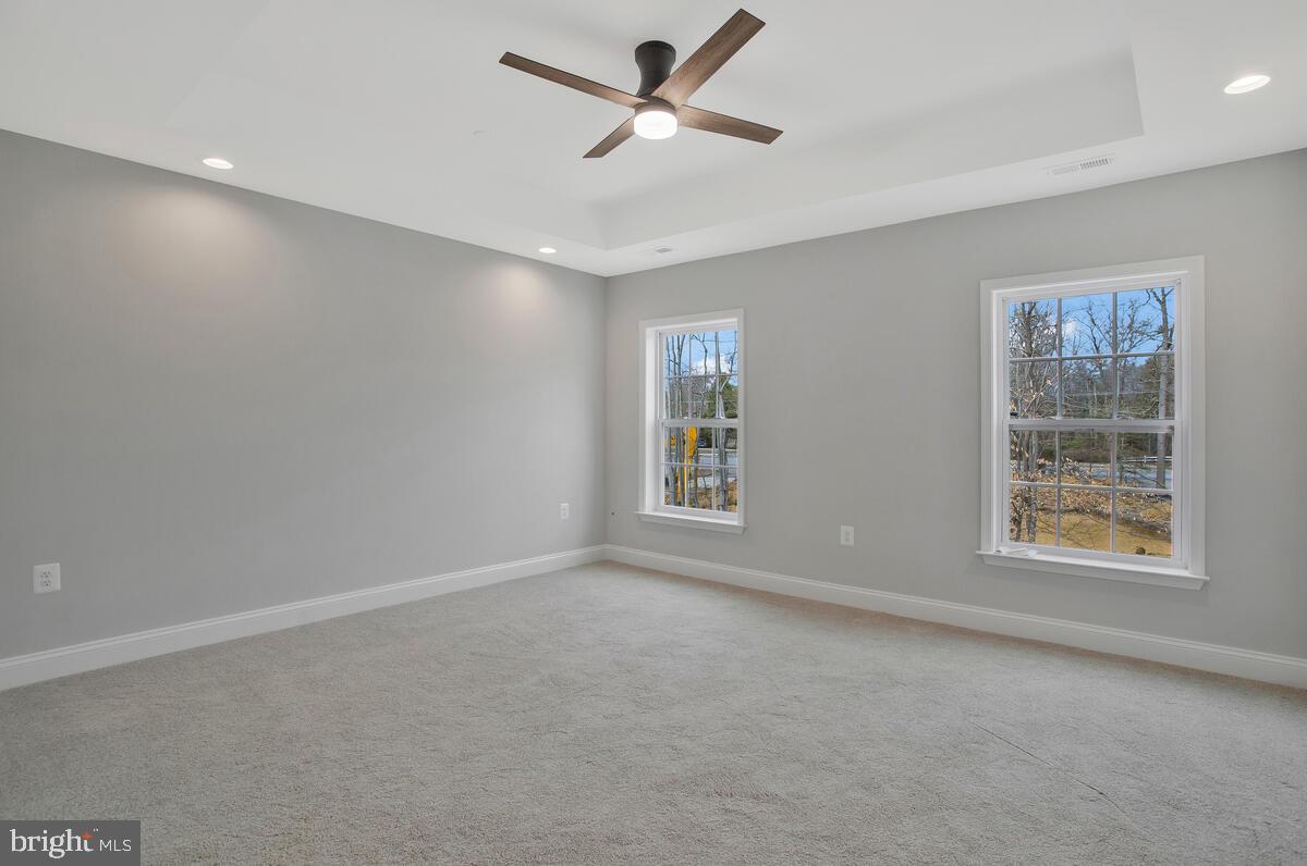 HUNGERFORDS - Residential