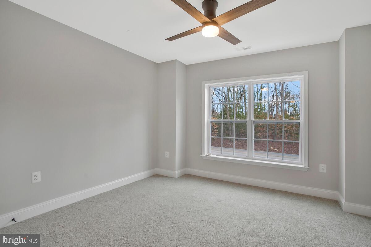 HUNGERFORDS - Residential