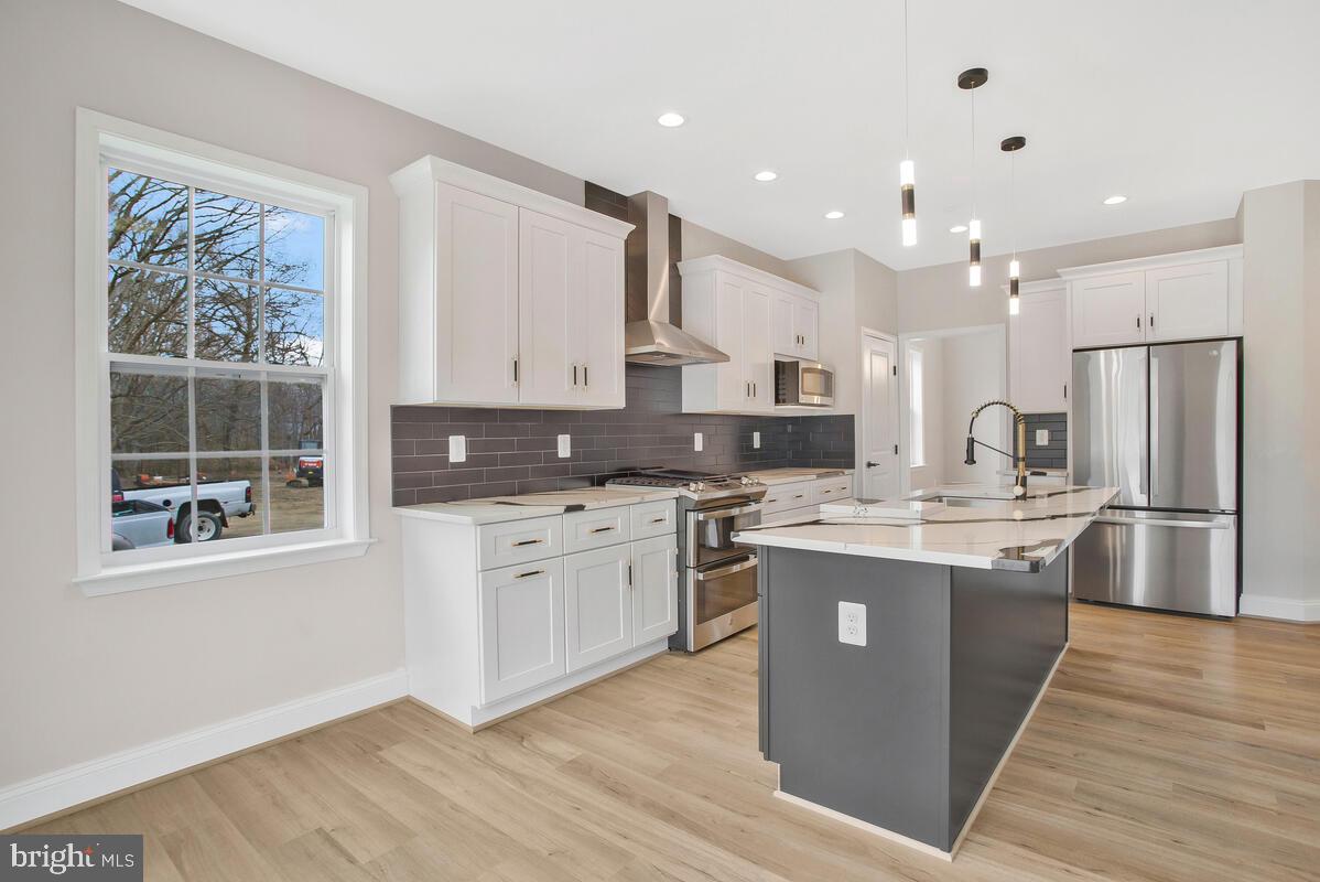 HUNGERFORDS - Residential