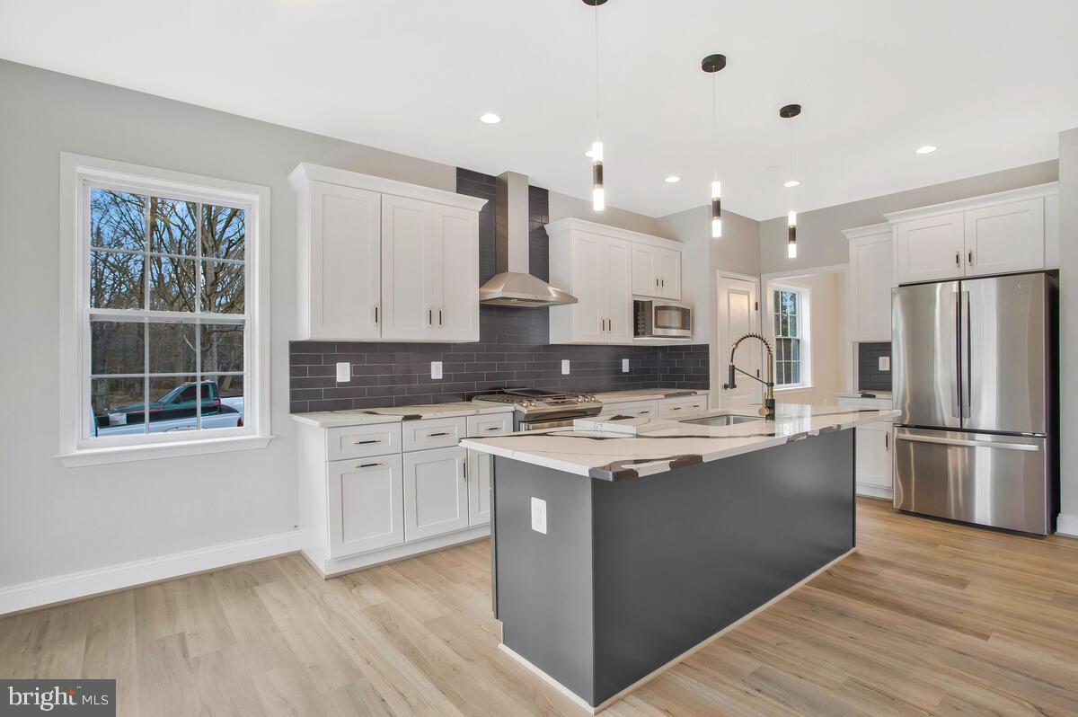 HUNGERFORDS - Residential