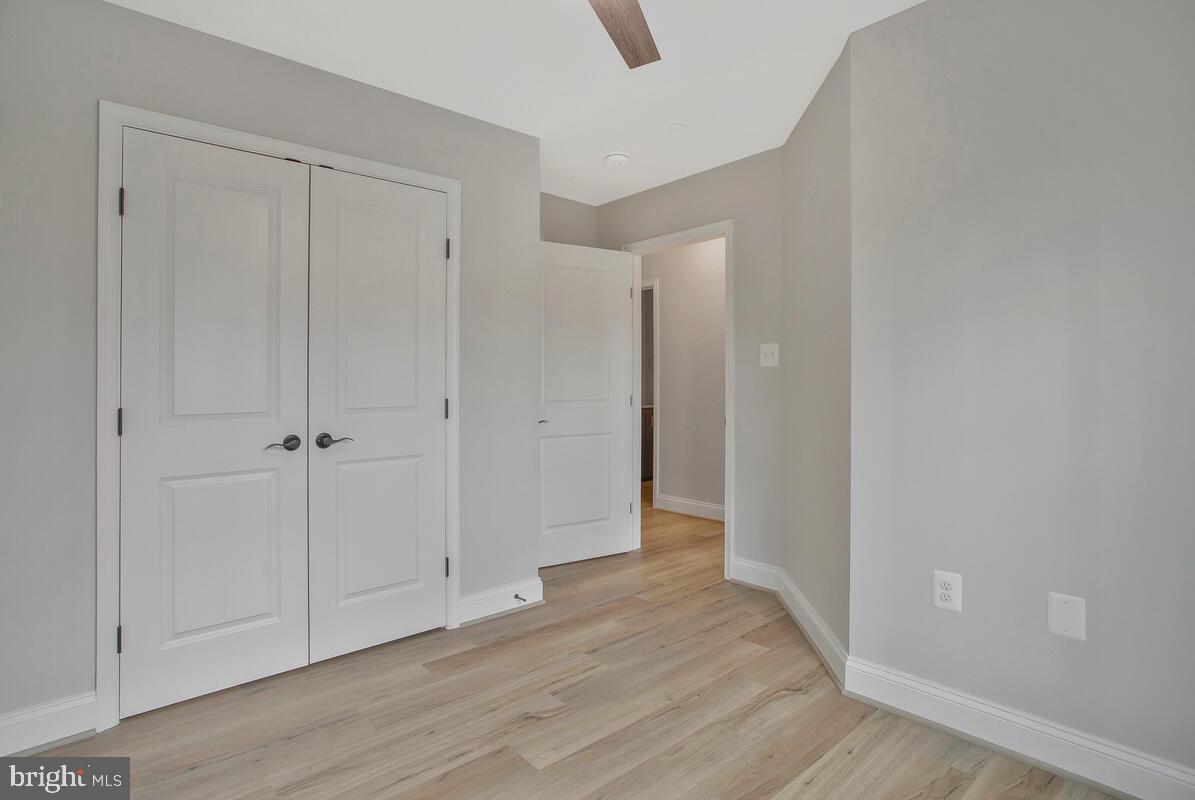 HUNGERFORDS - Residential