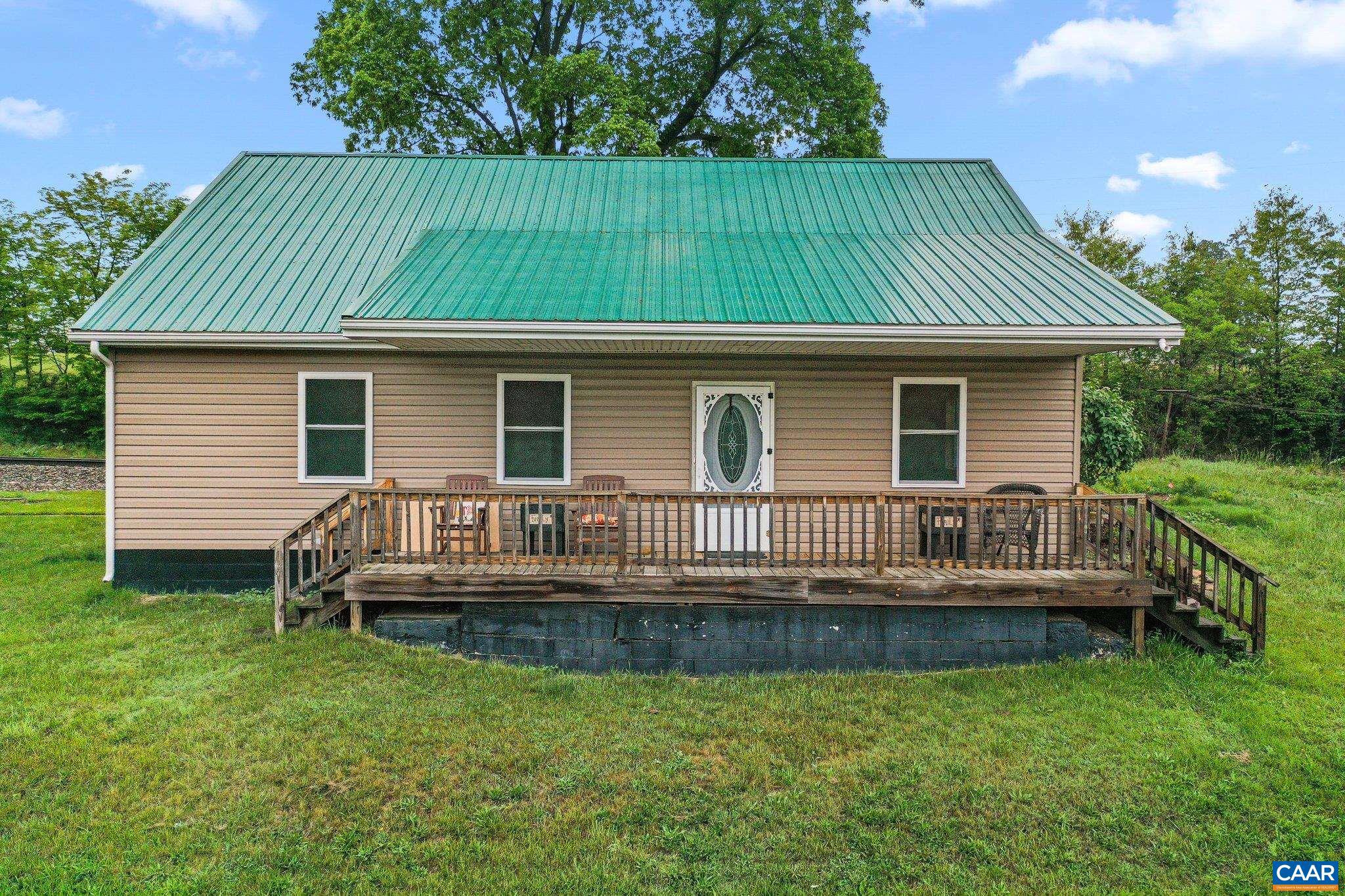1507 HEWITT RD