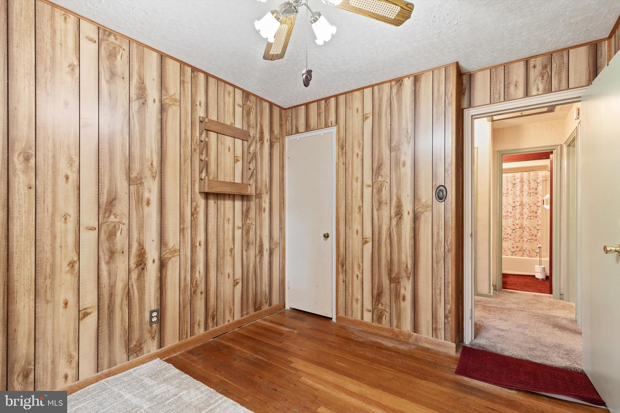 GLENMONT - Residential