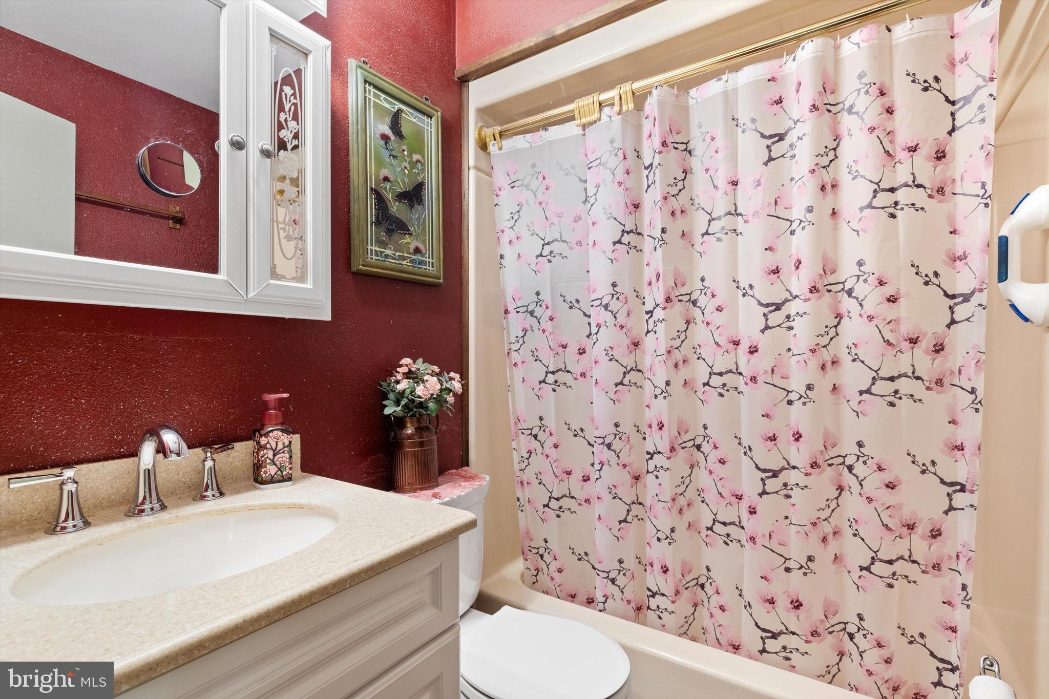 GLENMONT - Residential