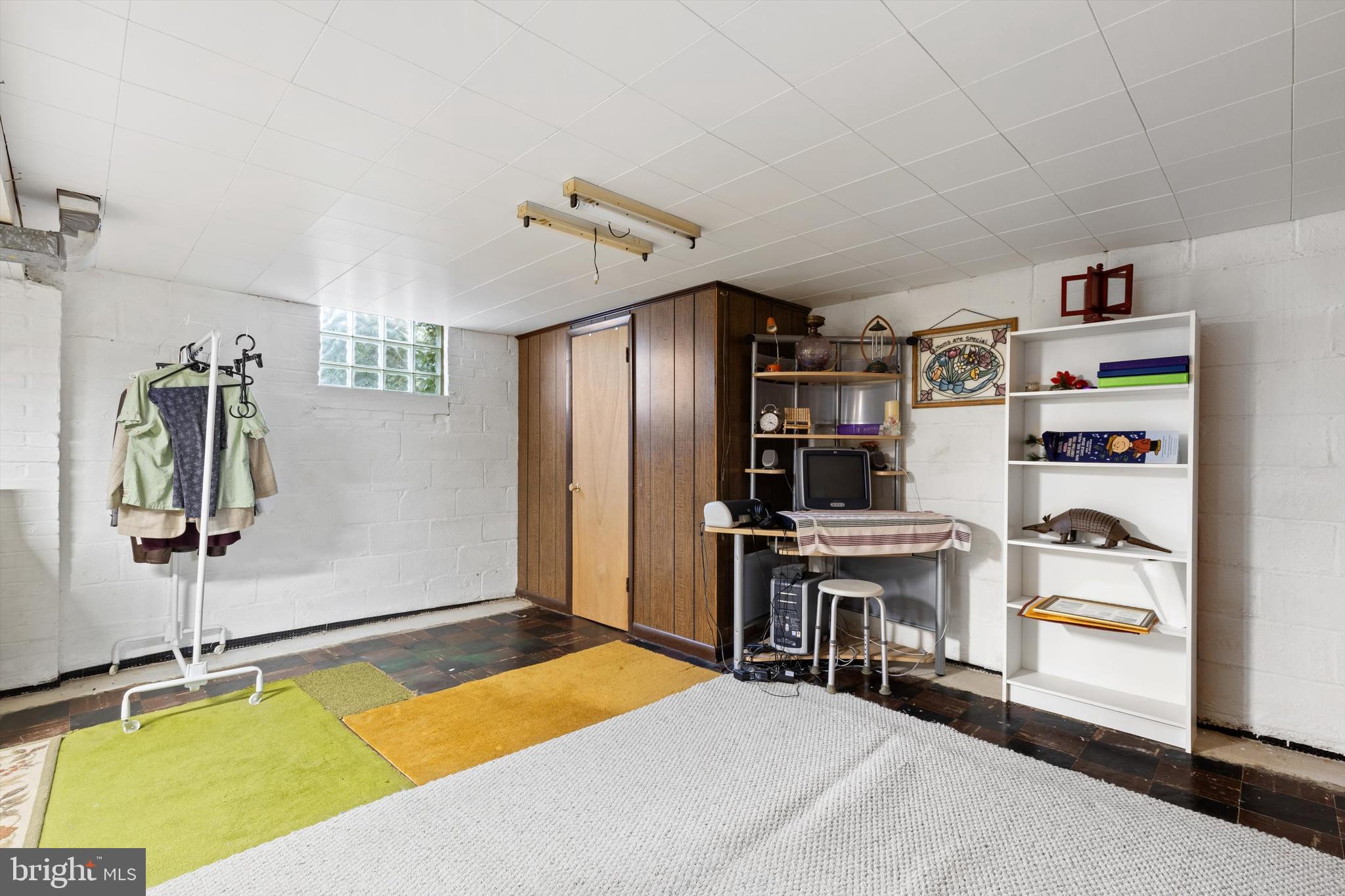 GLENMONT - Residential