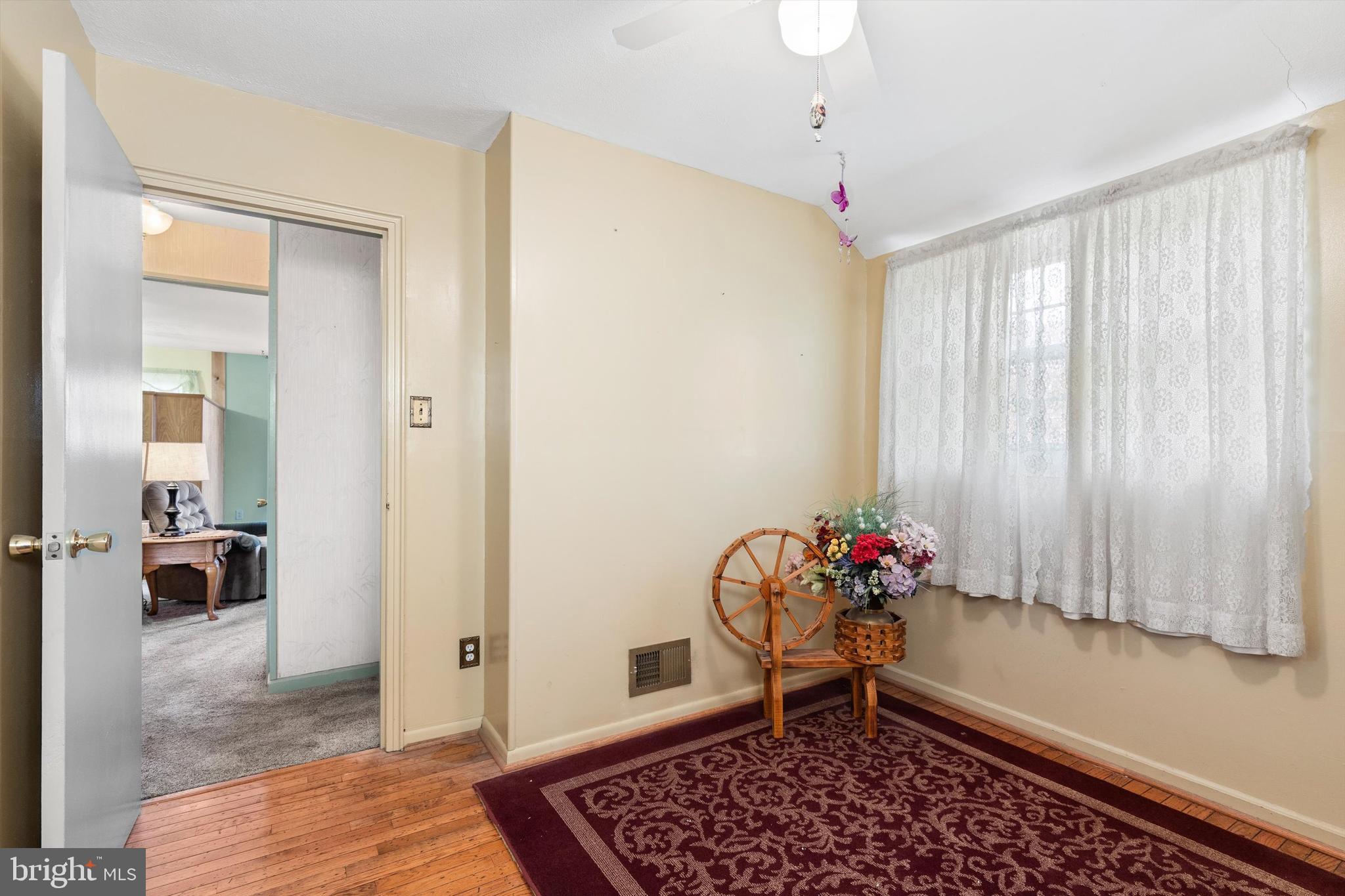 GLENMONT - Residential