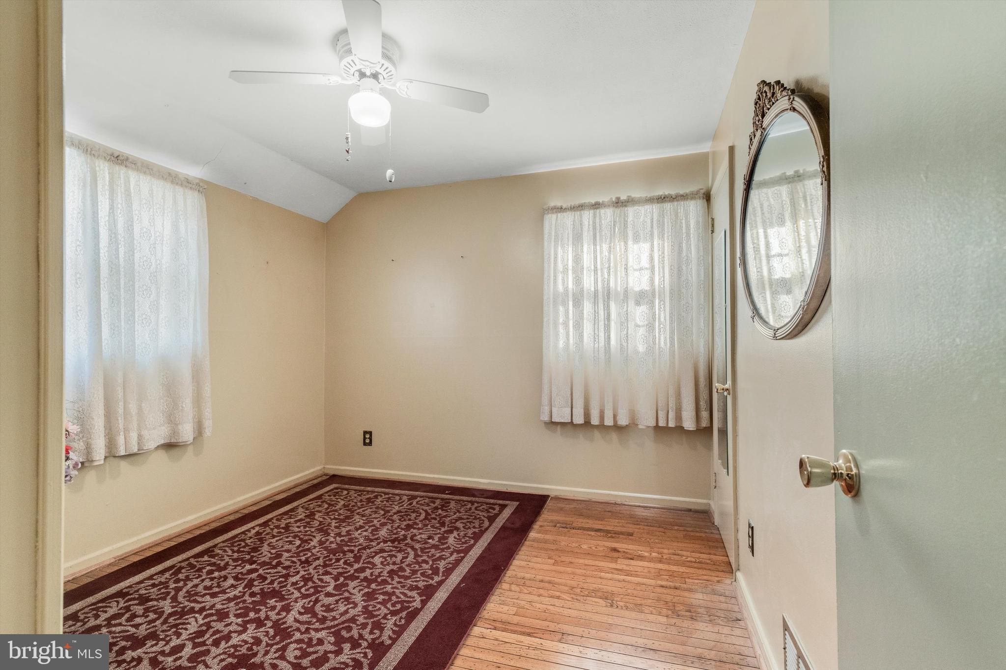 GLENMONT - Residential