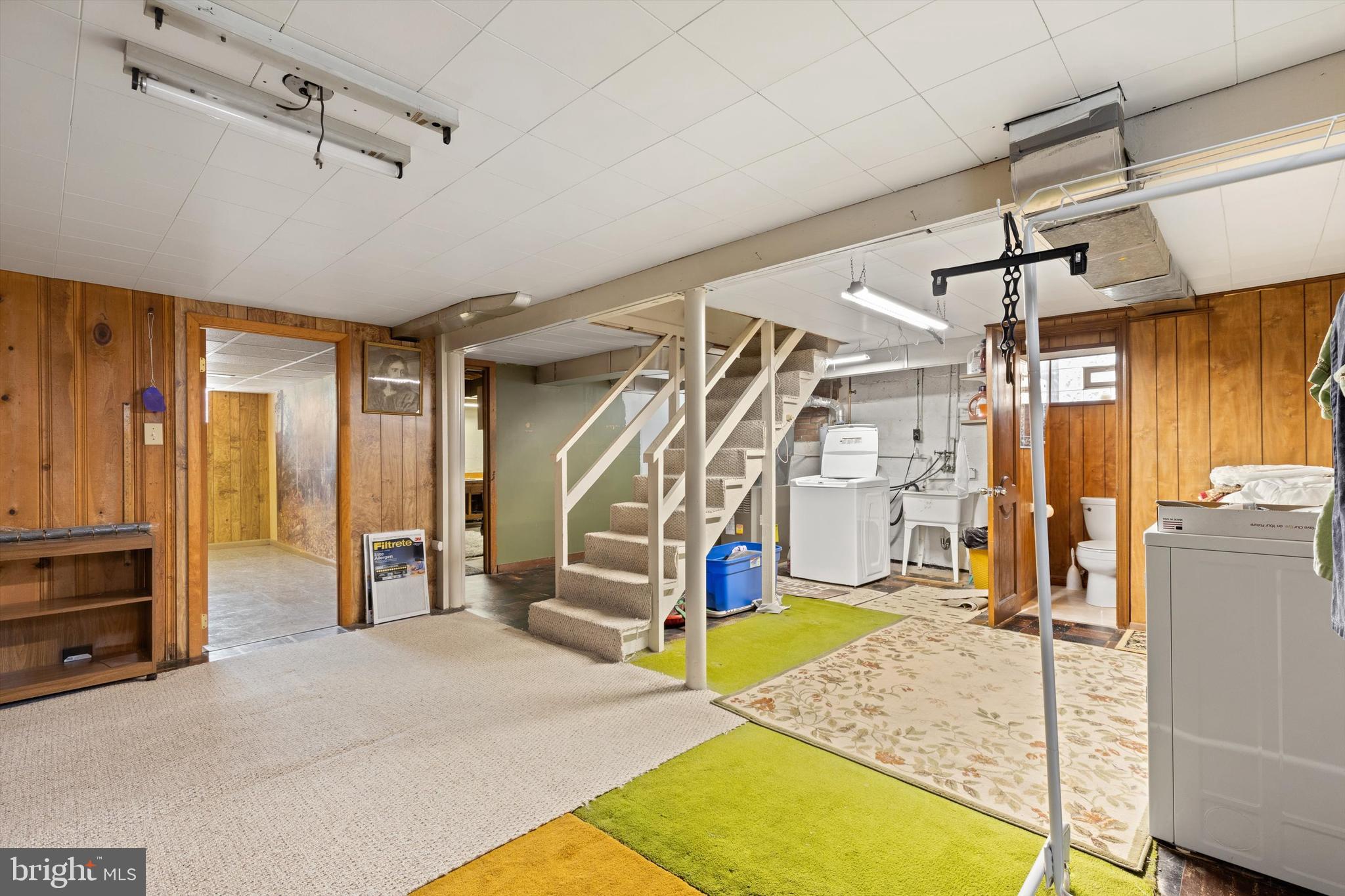 GLENMONT - Residential