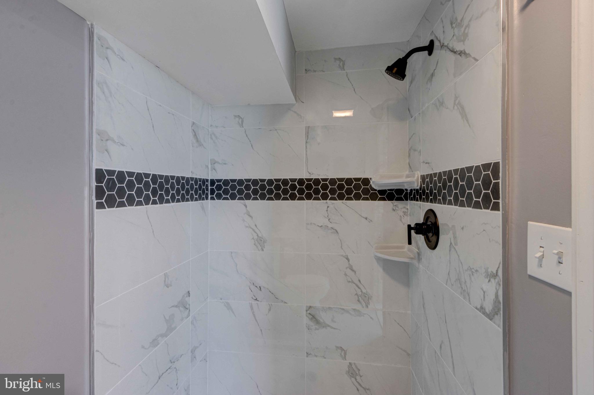 CEDONIA - Residential