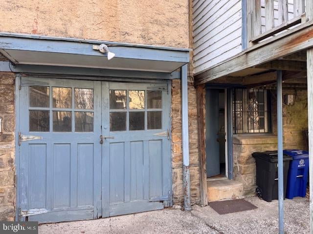 332 W MOUNT AIRY AVENUE