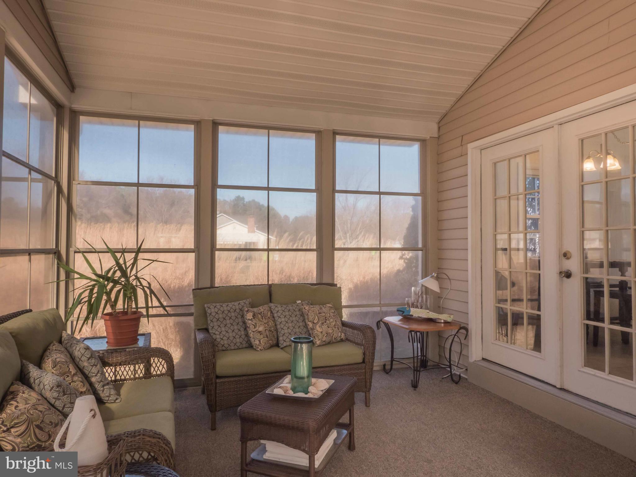 ROMANCOKE ON THE BAY - Residential