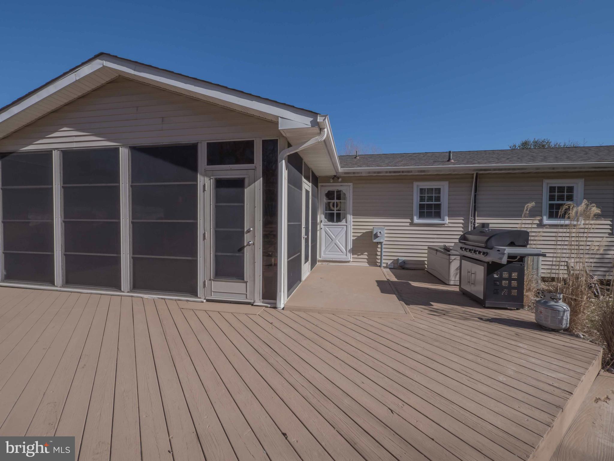 ROMANCOKE ON THE BAY - Residential