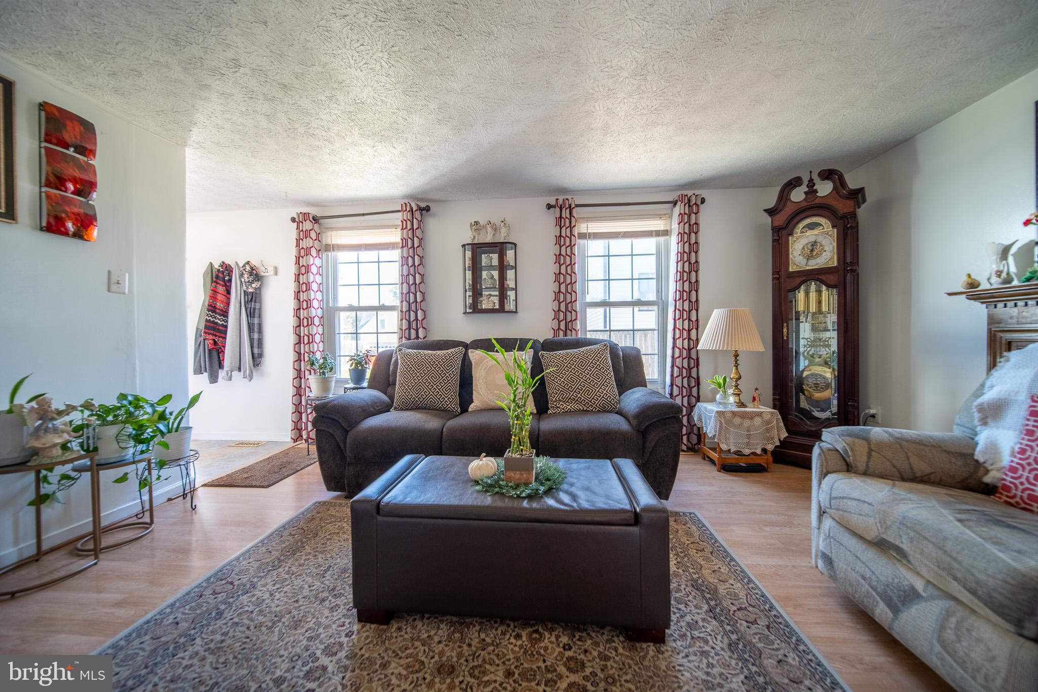 ARLINGTON HEIGHTS - Residential