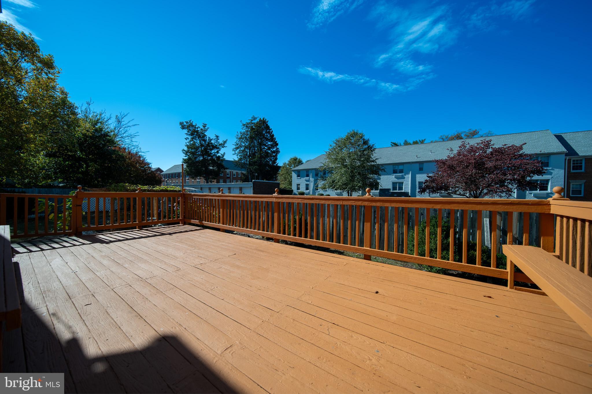 ARLINGTON HEIGHTS - Residential