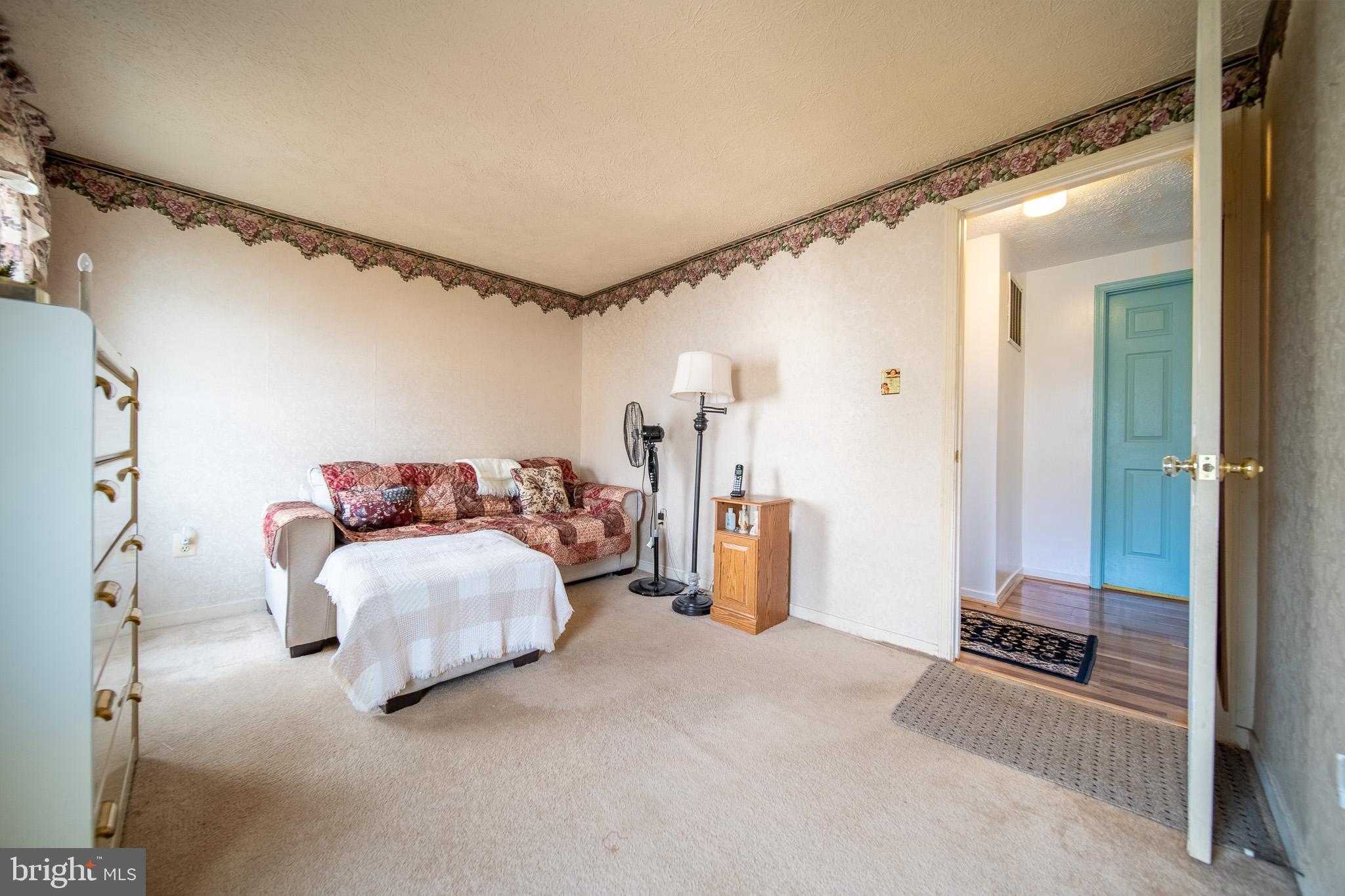 ARLINGTON HEIGHTS - Residential