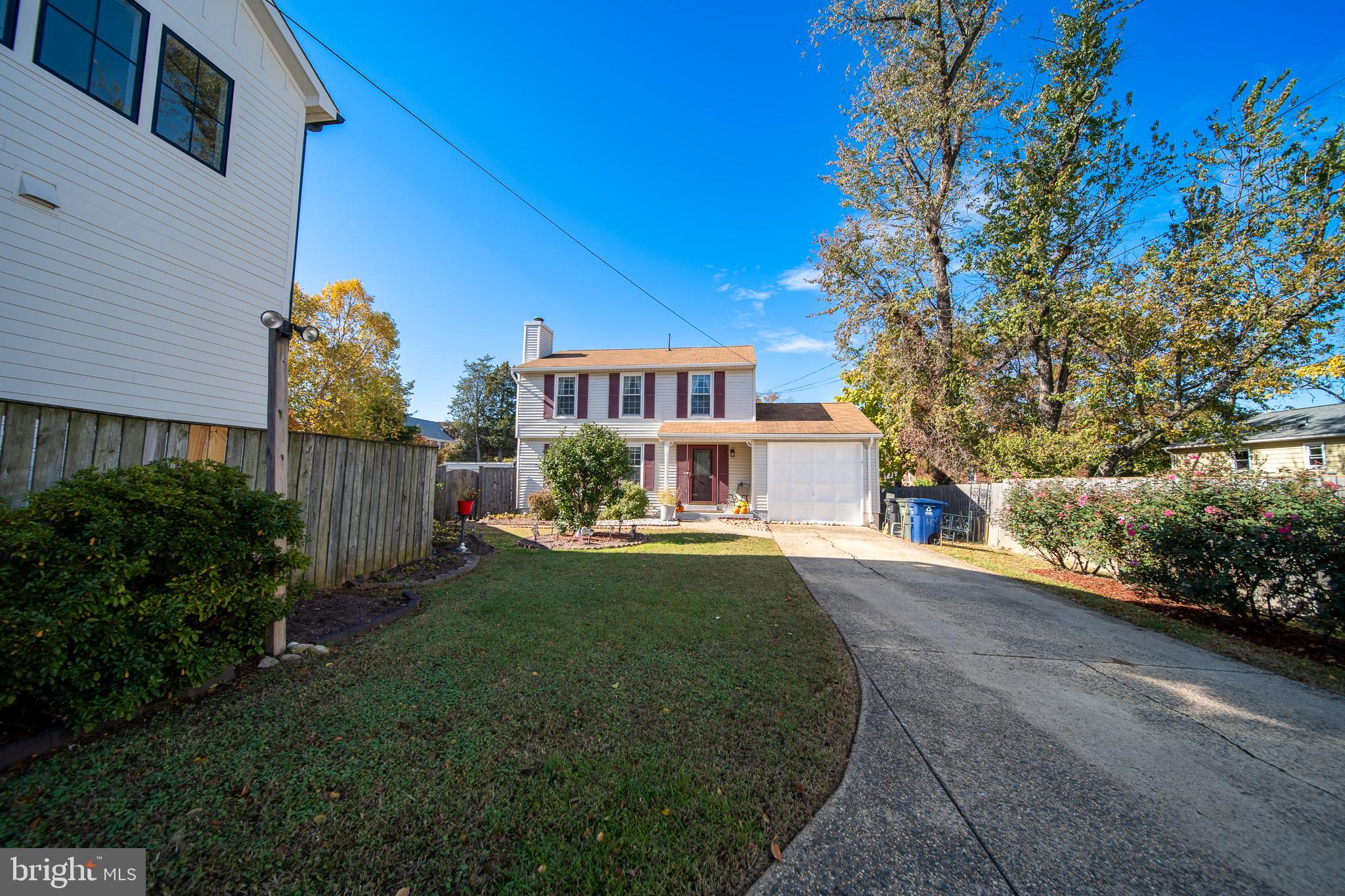 ARLINGTON HEIGHTS - Residential