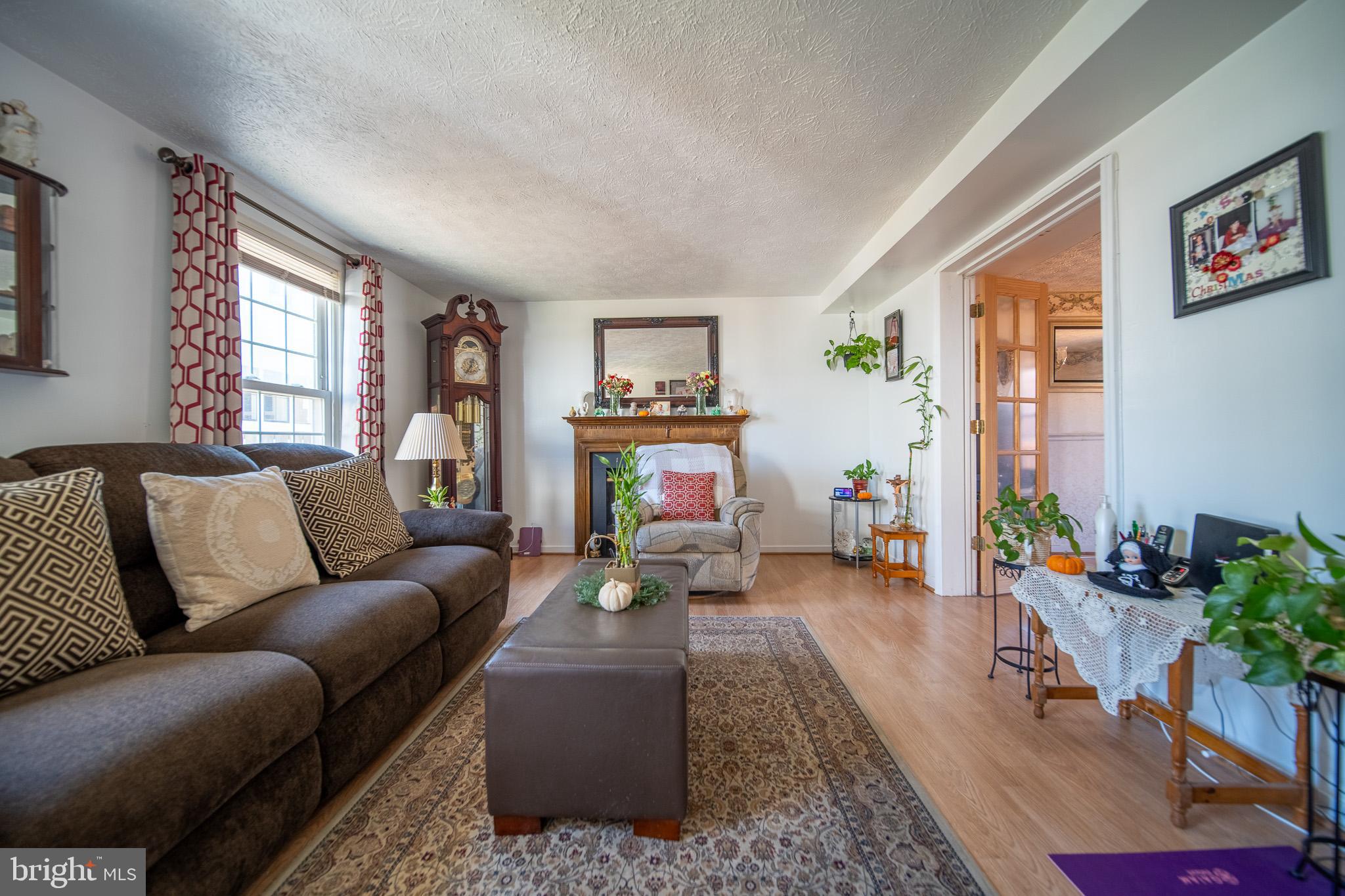 ARLINGTON HEIGHTS - Residential