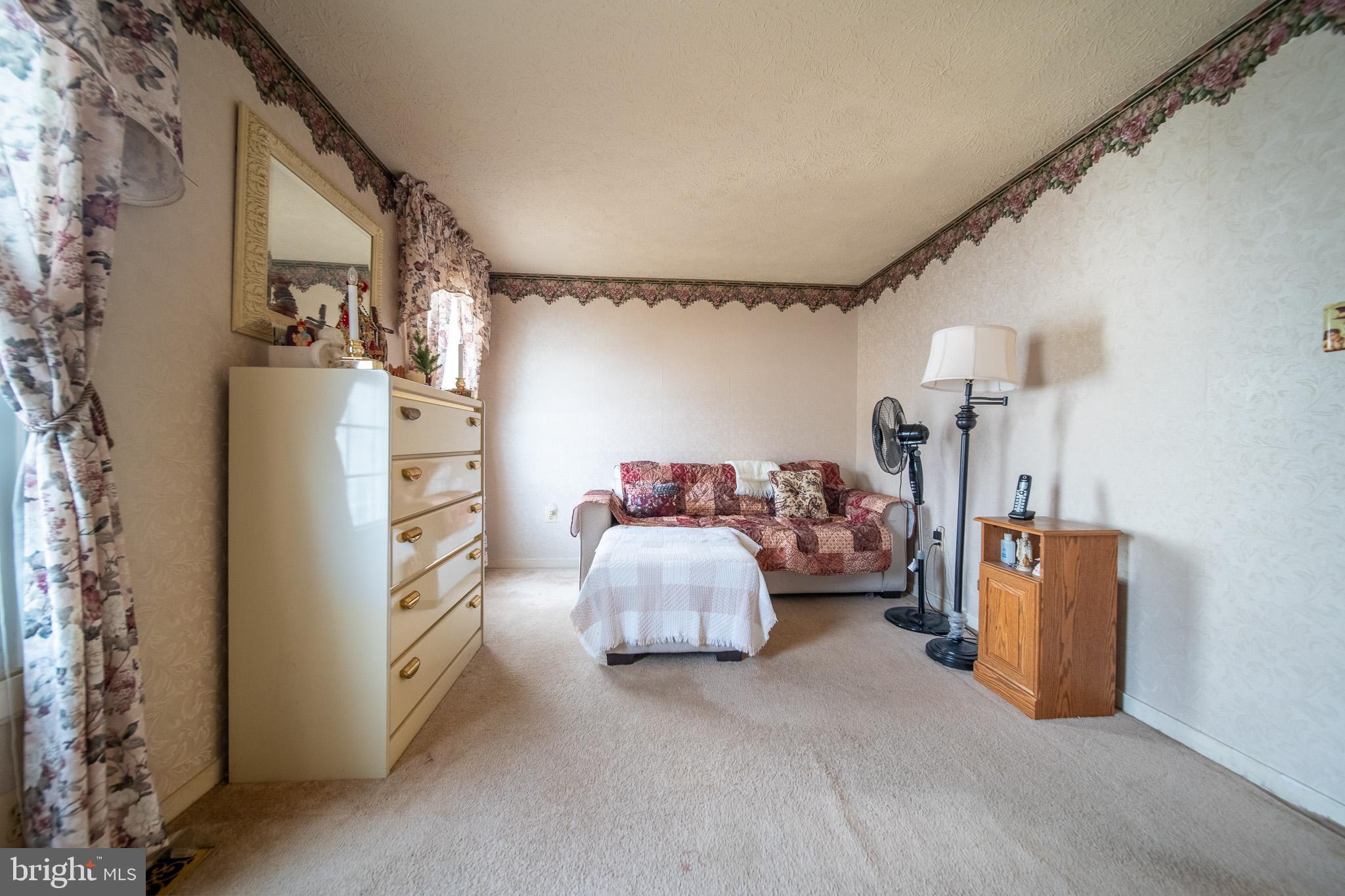 ARLINGTON HEIGHTS - Residential