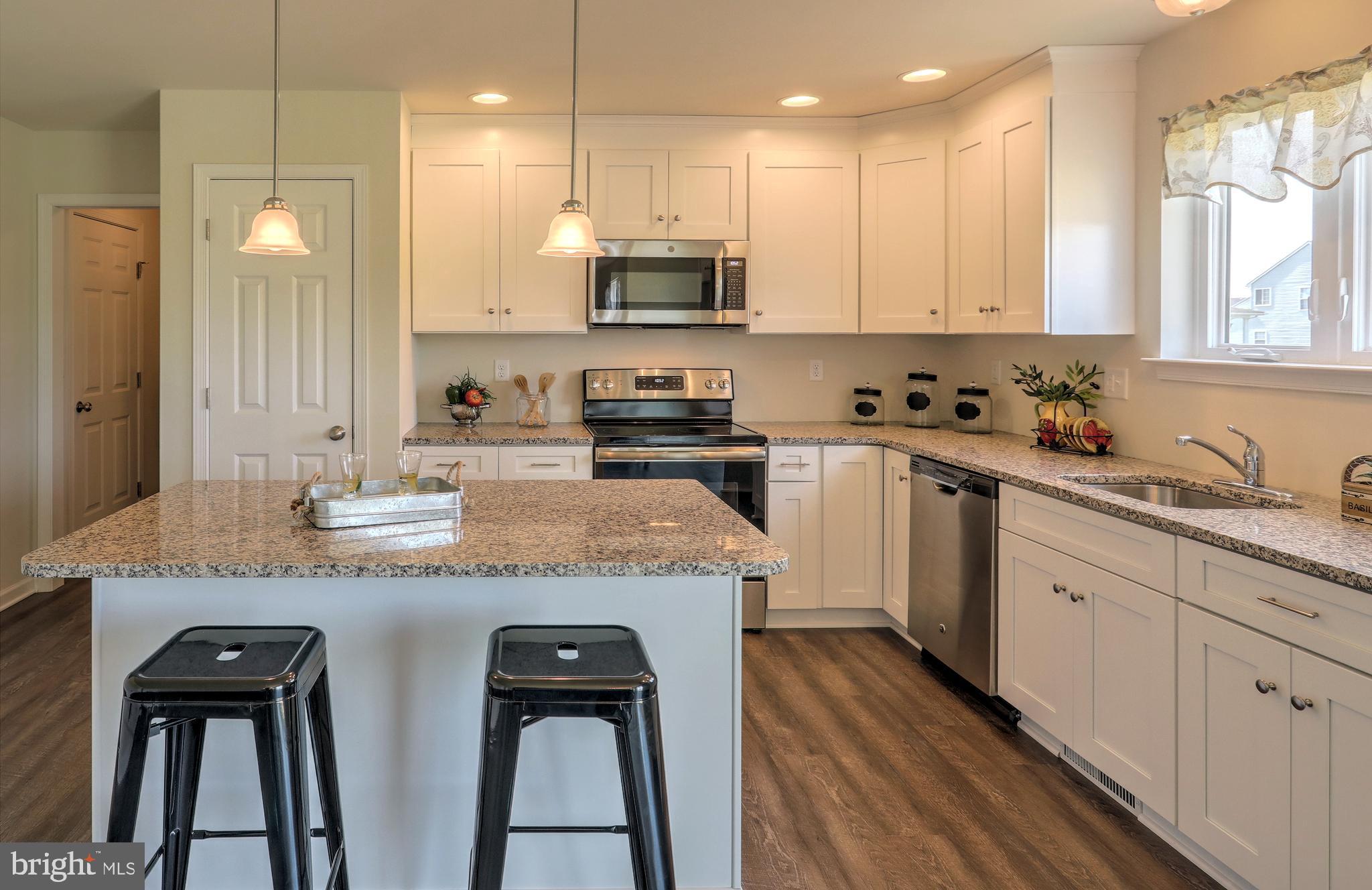 FARM LANE ESTATES - Residential