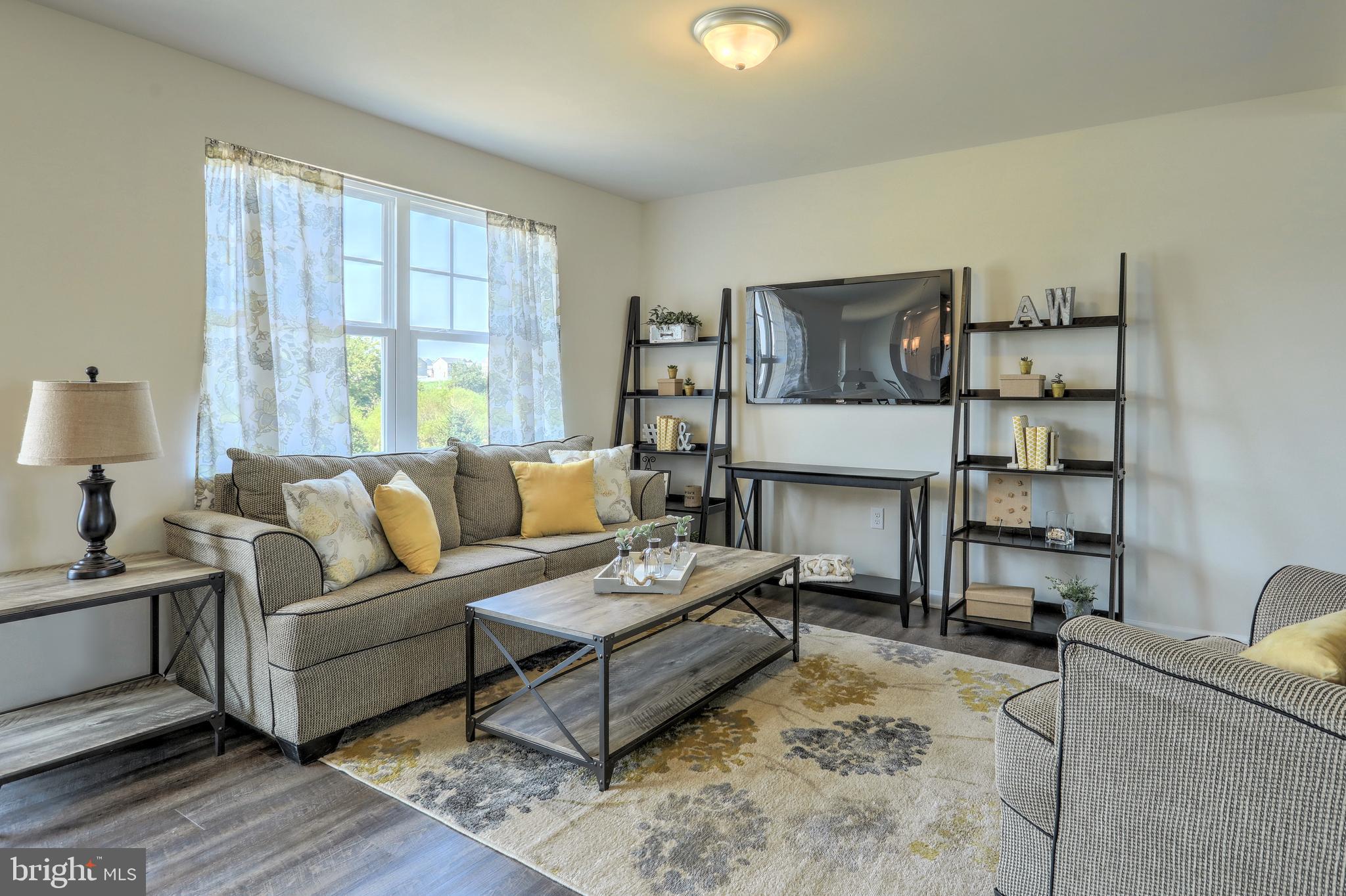FARM LANE ESTATES - Residential