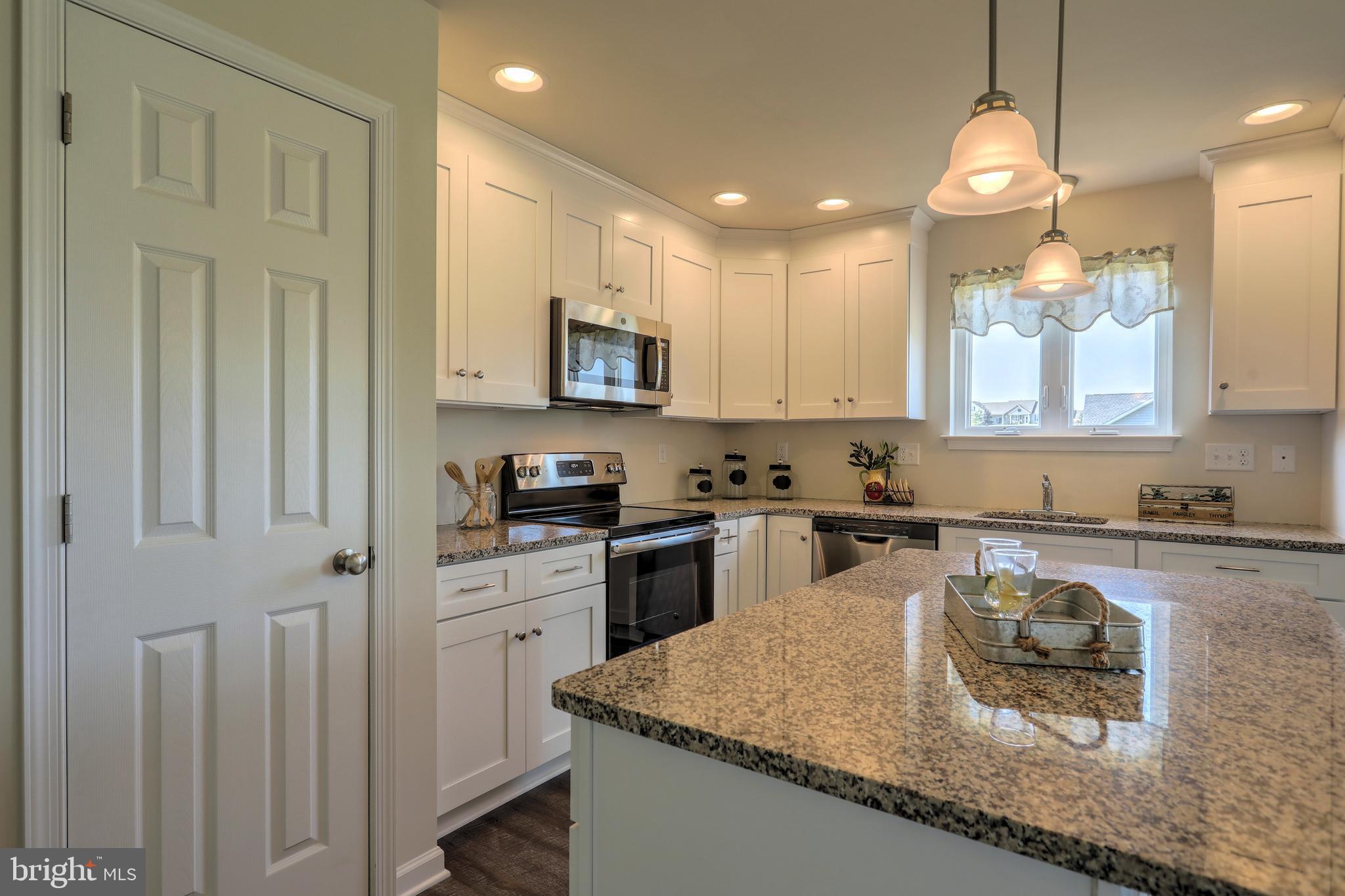 FARM LANE ESTATES - Residential