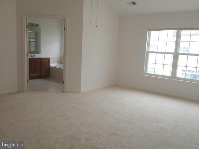 TOWNES OF MANCHESTER WOODS - Residential Lease