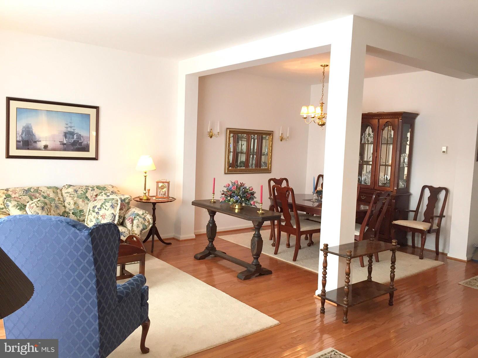 TOWNES OF MANCHESTER WOODS - Residential Lease