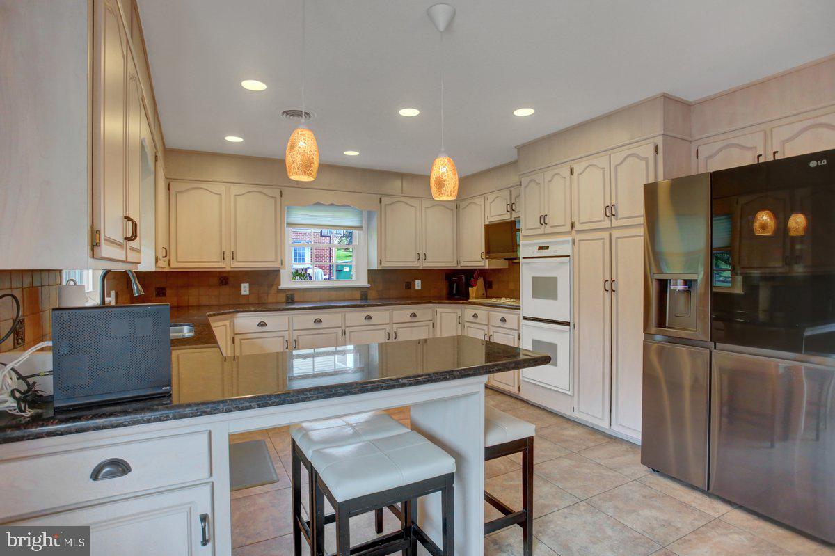 SOUTH GUILFORD HILLS - Residential