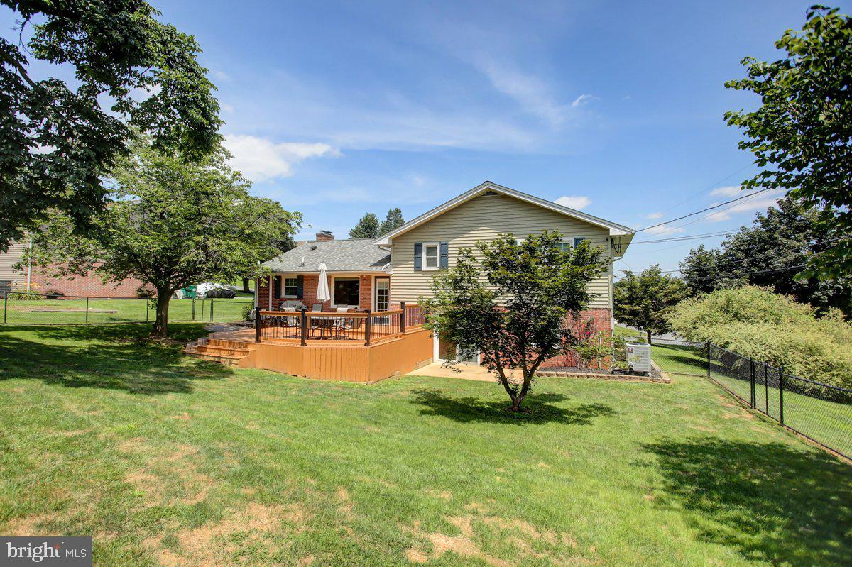 SOUTH GUILFORD HILLS - Residential