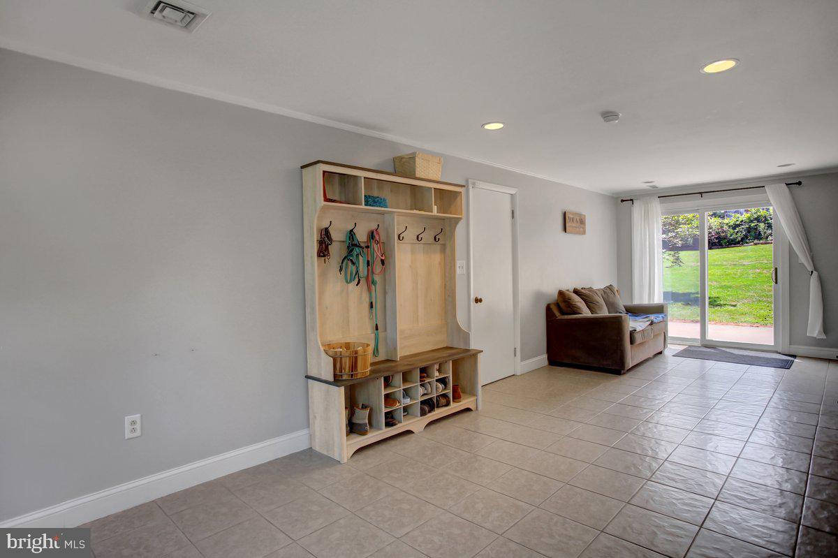 SOUTH GUILFORD HILLS - Residential