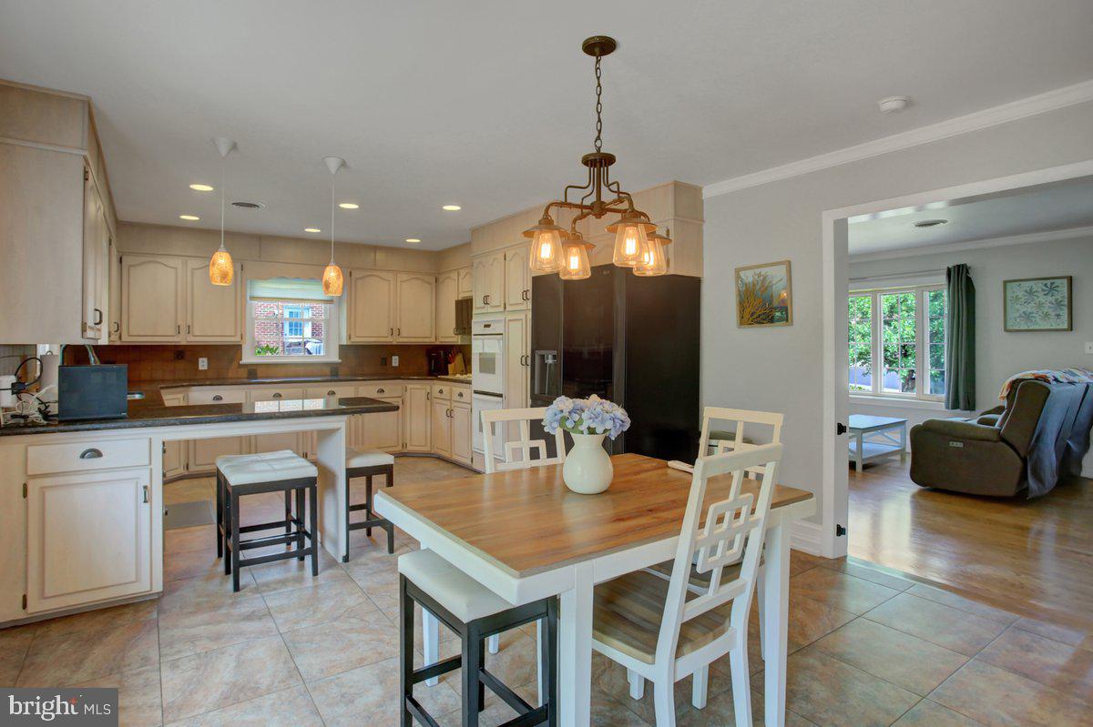 SOUTH GUILFORD HILLS - Residential