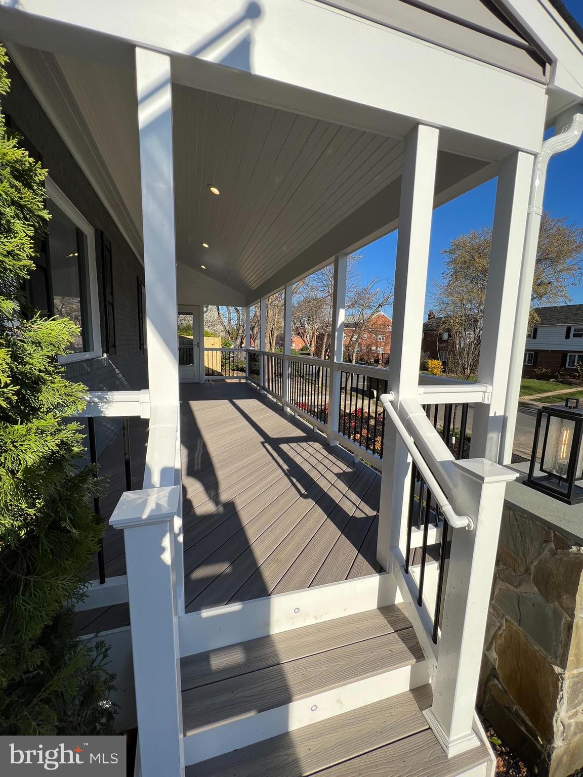 BEVERLY HILLS - Residential