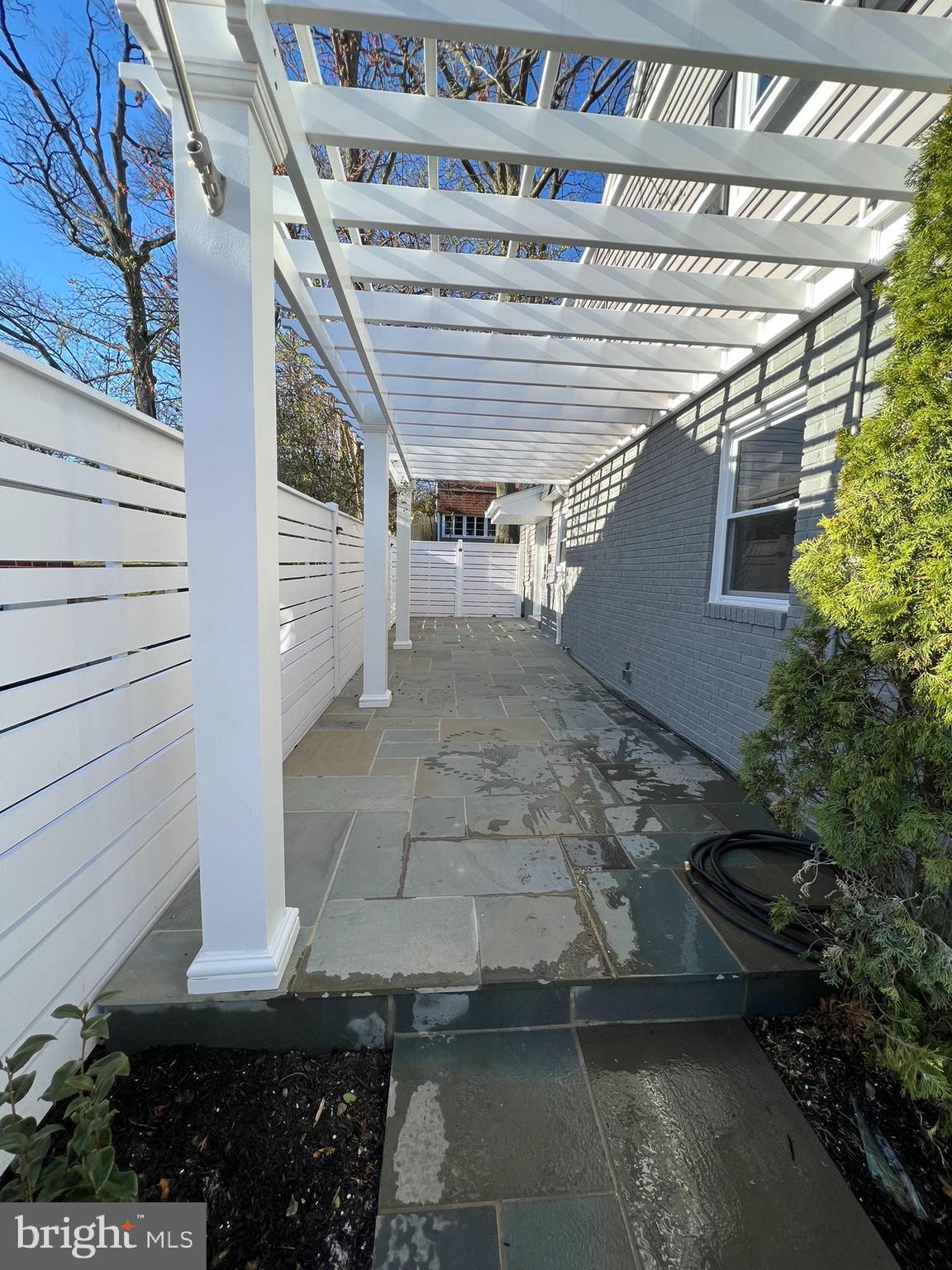 BEVERLY HILLS - Residential