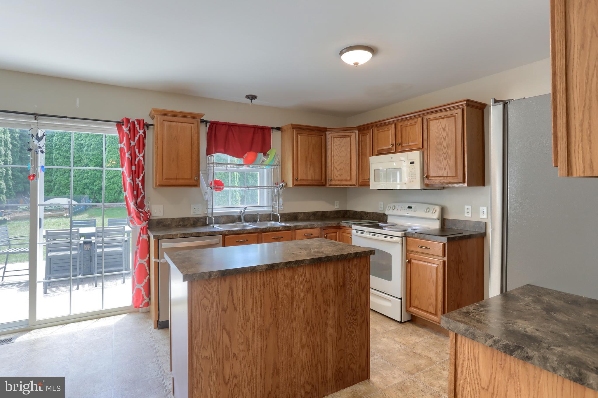 SPRING BROOK FARMS - Residential