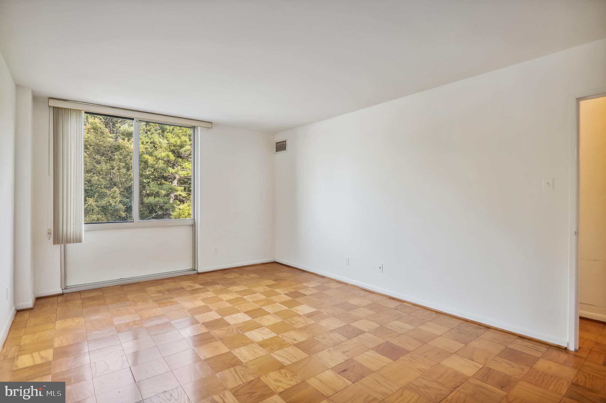 KENWOOD - Residential