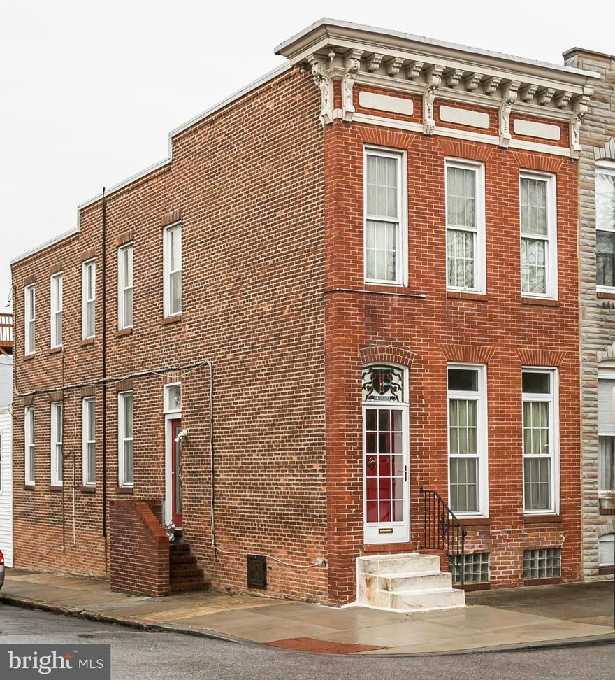 1,600+ sq. ft., EOG, brick exterior. PARKING PAD! 2 BR / 2 BA, hardwood floors. New S/S - refrigerator, microwave, gas range. New furnace. Newer water heater. Quartz countertops. MBR suite w/attached BA. Rubber roof 2011, basement, marble steps, improved rear deck. Just a few blocks from the water, restaurants, shops. Close to Fells Point, Johns Hopkins, Inner Harbor, Harbor East, I-95 & I-83.