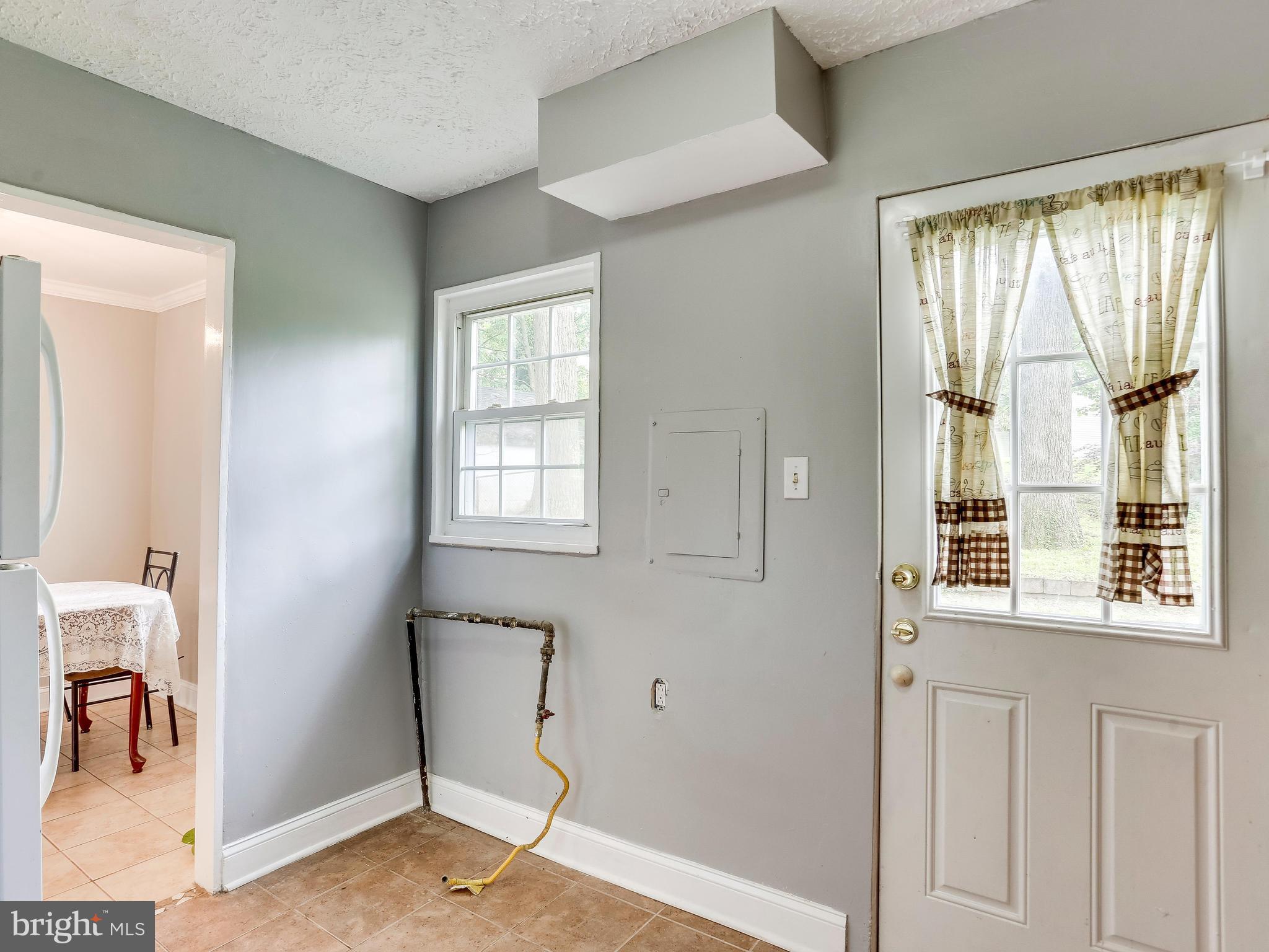 PIMMIT HILLS - Residential