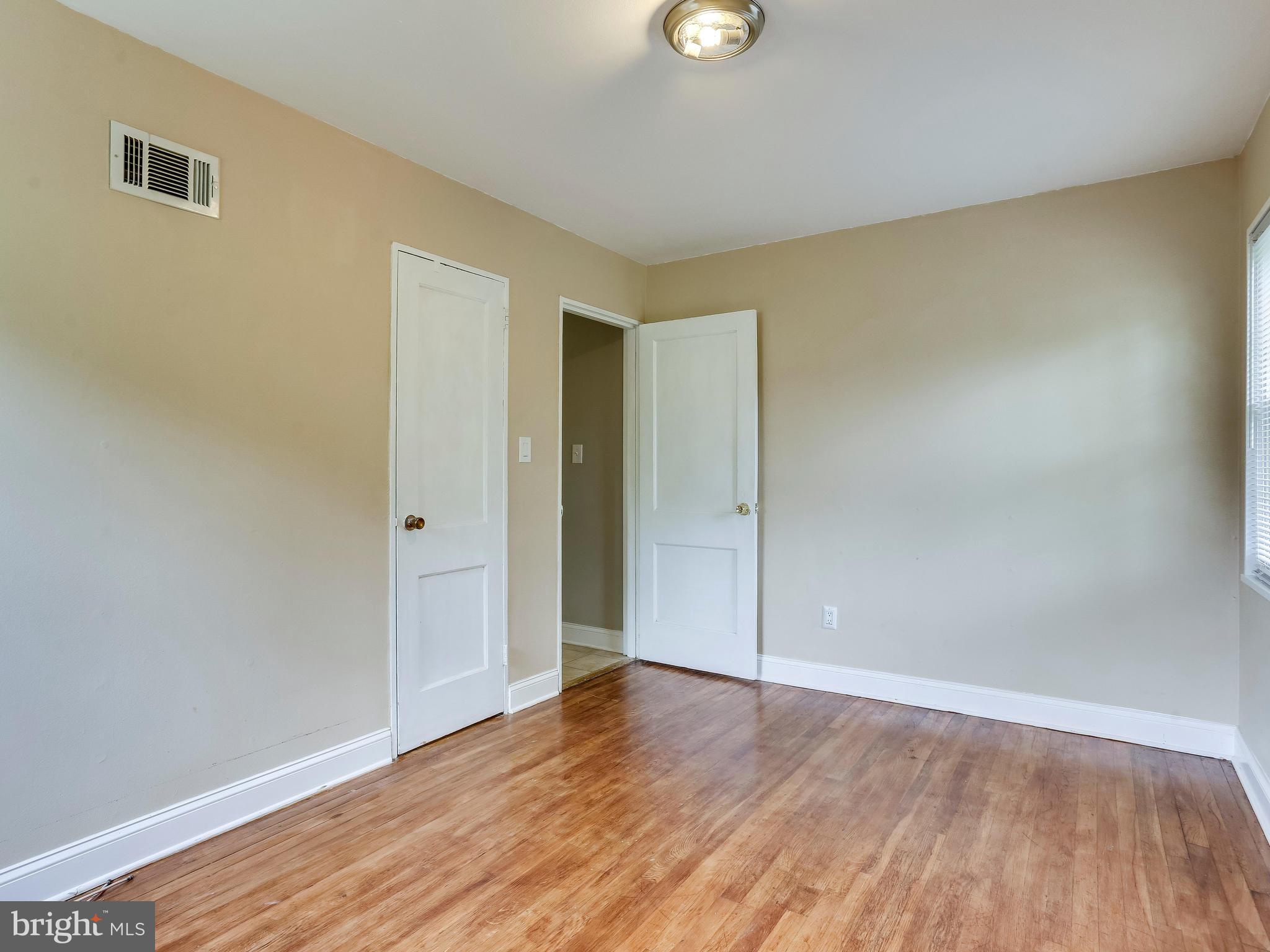 PIMMIT HILLS - Residential