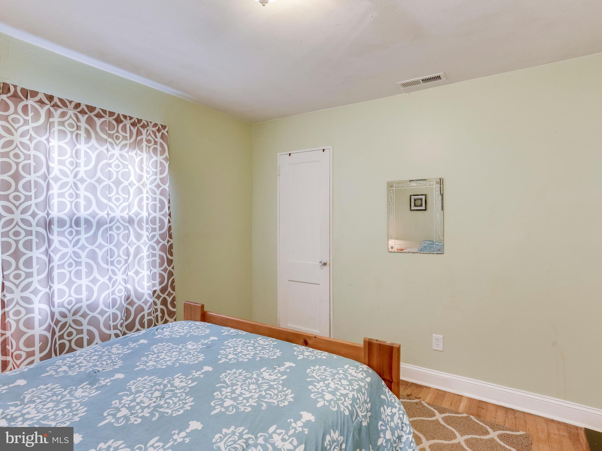 PIMMIT HILLS - Residential