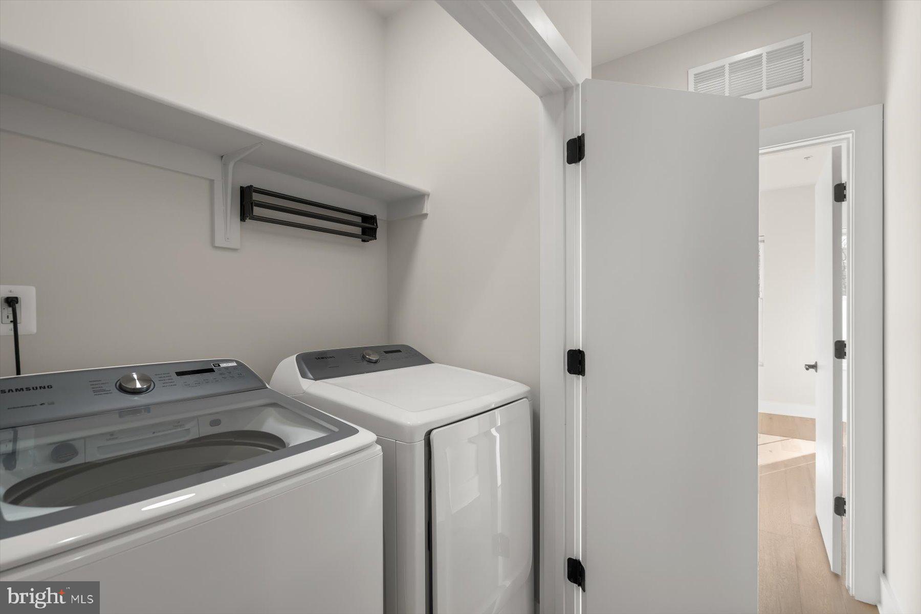 COURTHOUSE - Residential