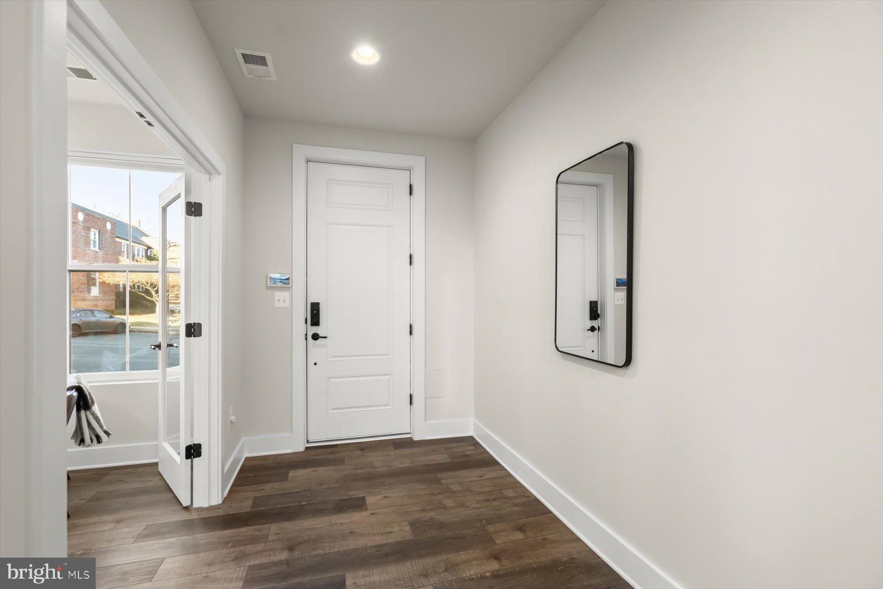 2114 18TH STREET NORTH